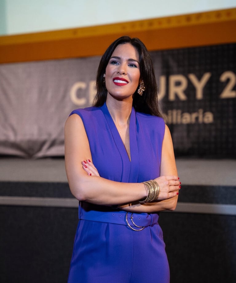 María Lázaro, periodista y comunicadora, en un evento corporativo