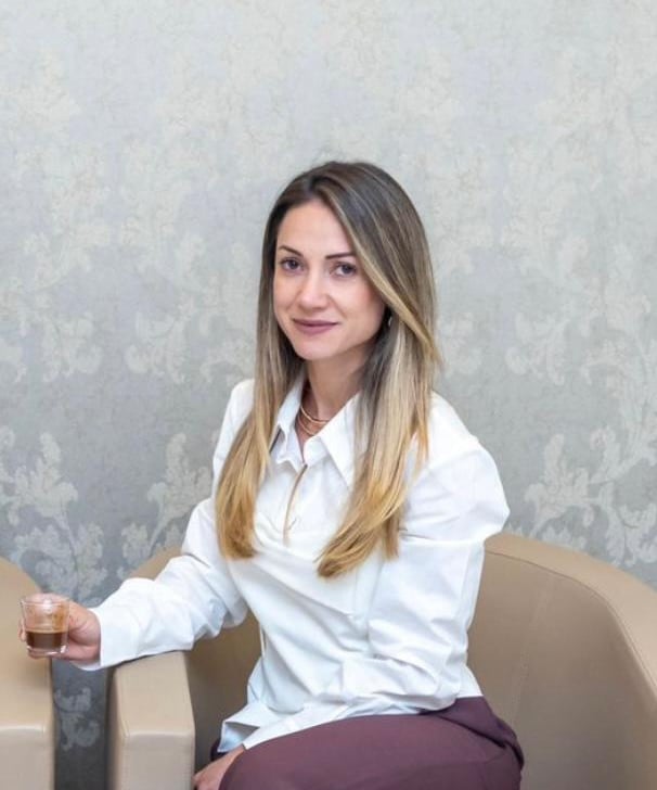 Dra. Daniela Zuccolotto - Nutricionista