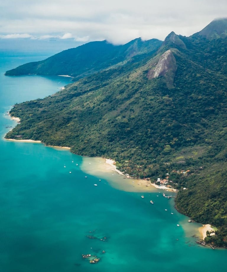 imagem do saco do Mamanguá, um fiorde em Paraty