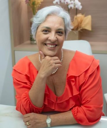 Dra. Carla Caldas - Médica Neuropediatra