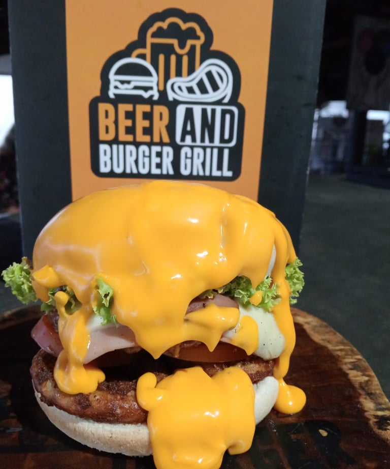 Hamburguesa Artesanal con  200 gr  de carneAngus en Beer and Burger