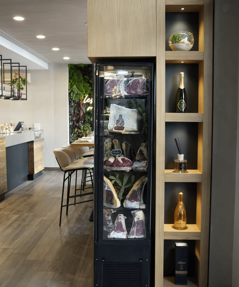 La zona bar del Ristorante Bottega Moderna Bistrot