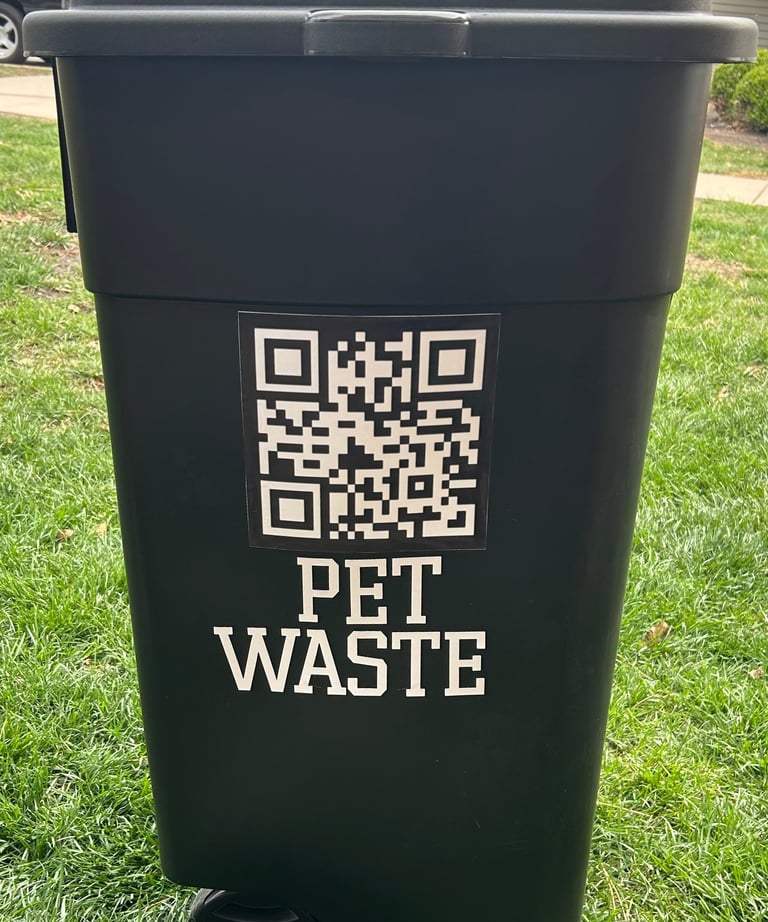 free-waste-bin-for-scheduled-pet-waste-pickup