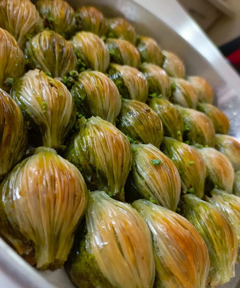 Midye Baklava