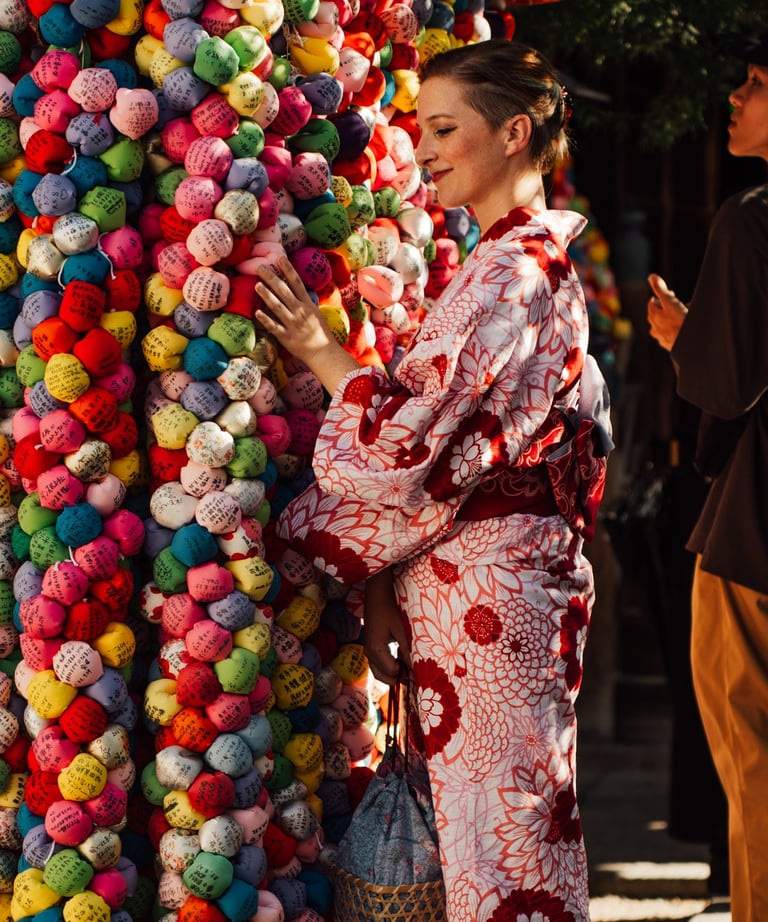 a woman in a kimono kimono kimono kimono kimono kimono