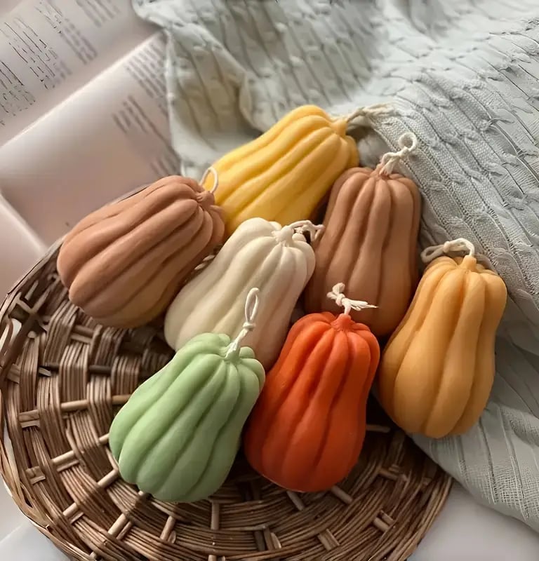 Bunte Kürbis-Kerzen im Herbst-Workshop Bern – saisonaler Kerzenkurs, ideal für Geburtstage, Teameven
