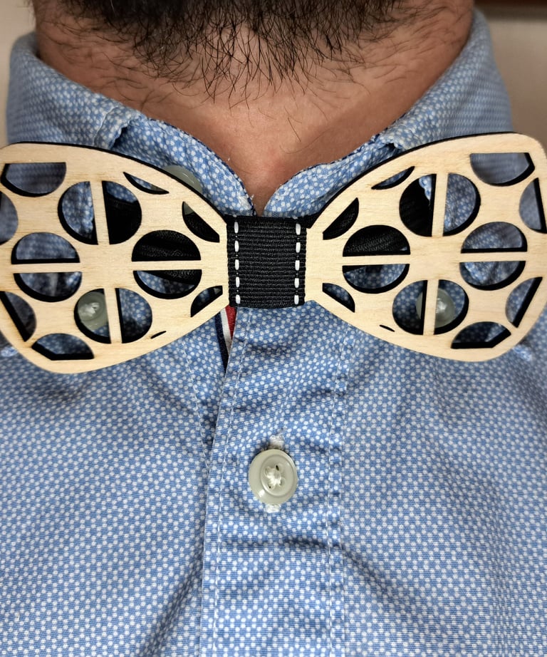 nœud papillon en bois 