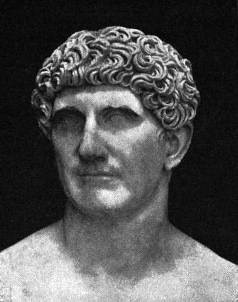 busto de marco antonio