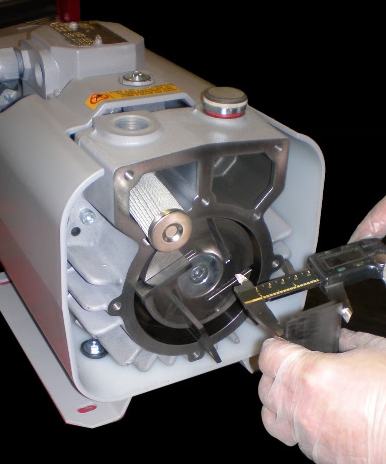 vacuum pump maintenance