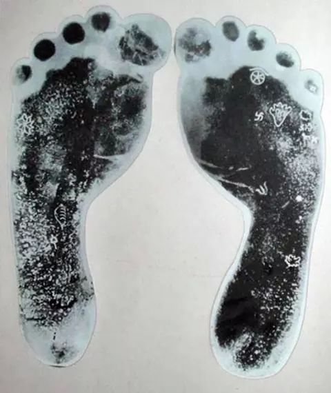 impronta dei piedi di Babaji