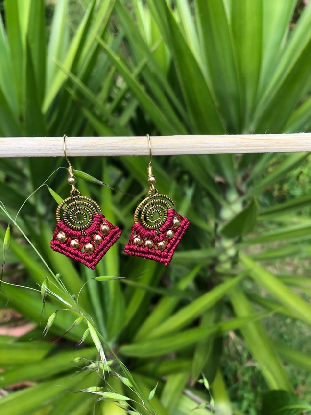 Web construction maroon earrings