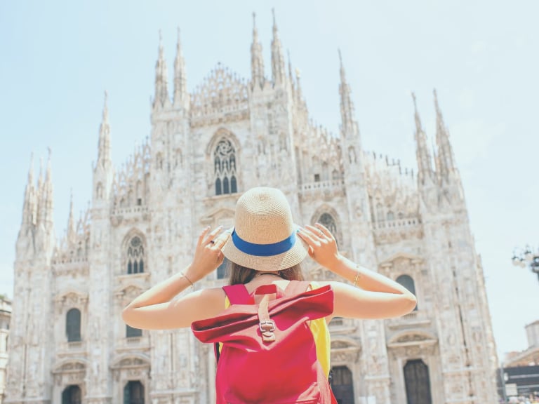 SWB Global Academy | Nurturing Curious Minds | Individualized Learning | Student looking at Gaudi's Sagrada Família