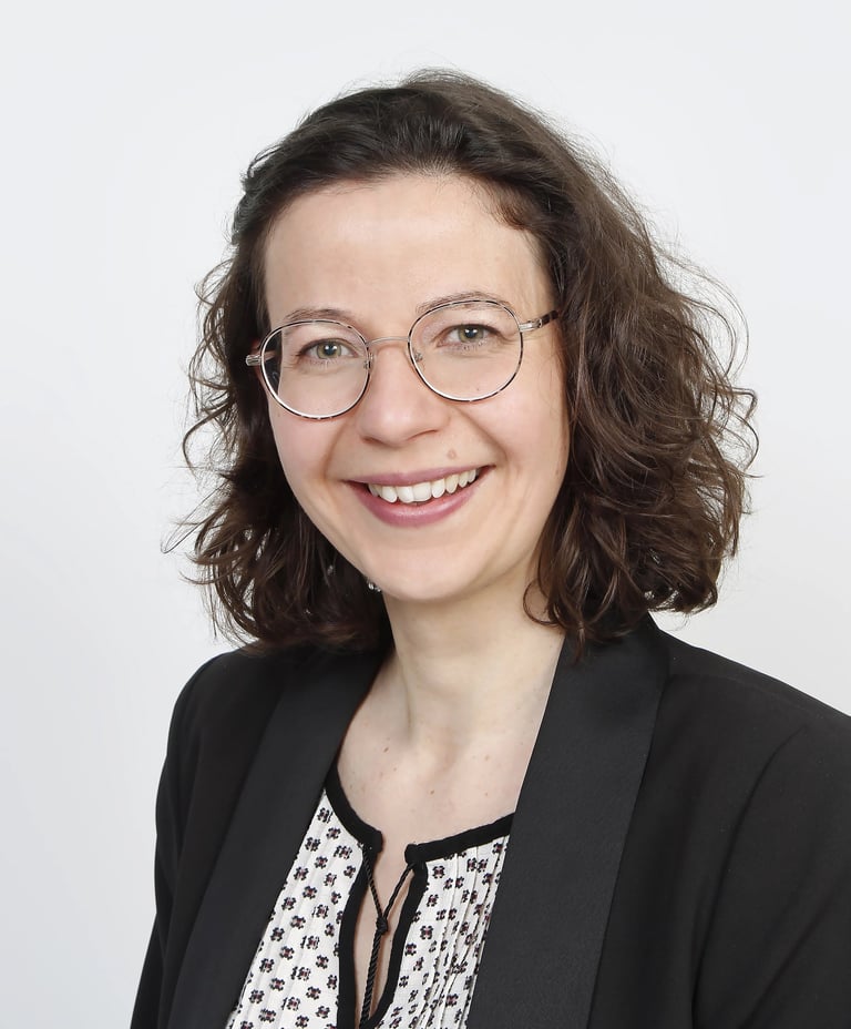Rose-Marie Waltzer, Freiberufliche Übersetzerin - Technische und Wissenschaftliche Übersetzungen.