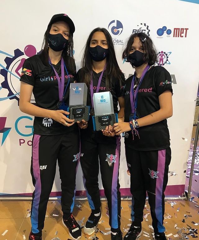 Campeonas Latinoamericanas de robótica femenino Medellín