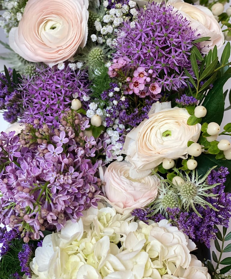 fleurs de saison printemps lila renoncules ail chardons wax