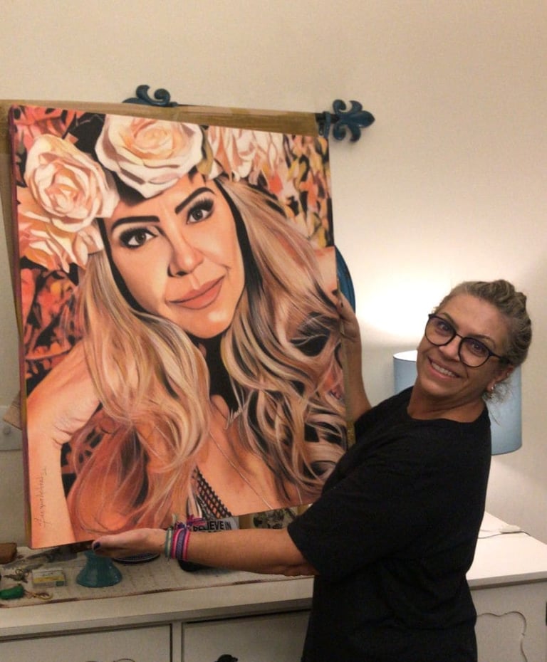 Artista plástico Sérgio Astral, pintando um quadro