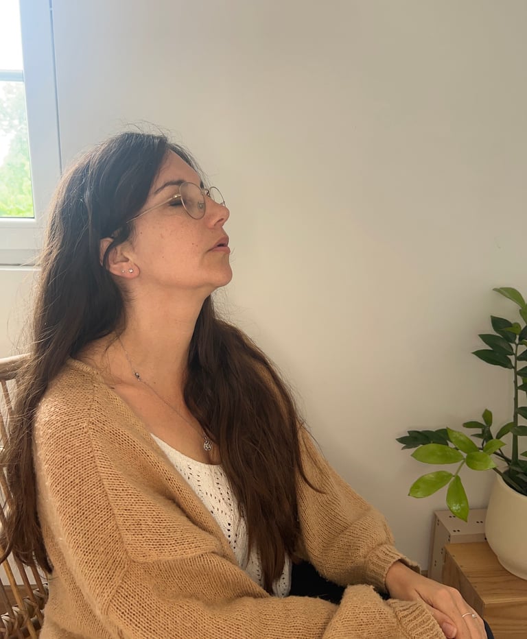 Anne-Sophie Serafin Sophrologue Cognac posture d'introspection