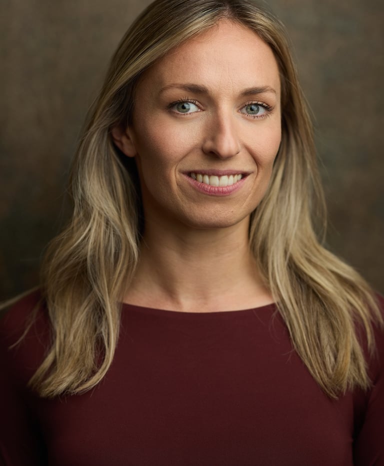 ROSE GRAY - ACTING HEADSHOT