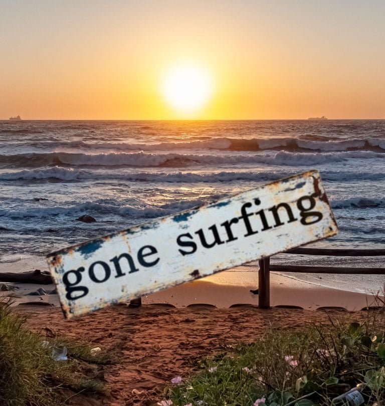Umdloti beachfront near Gone Surfing studio holiday apartment