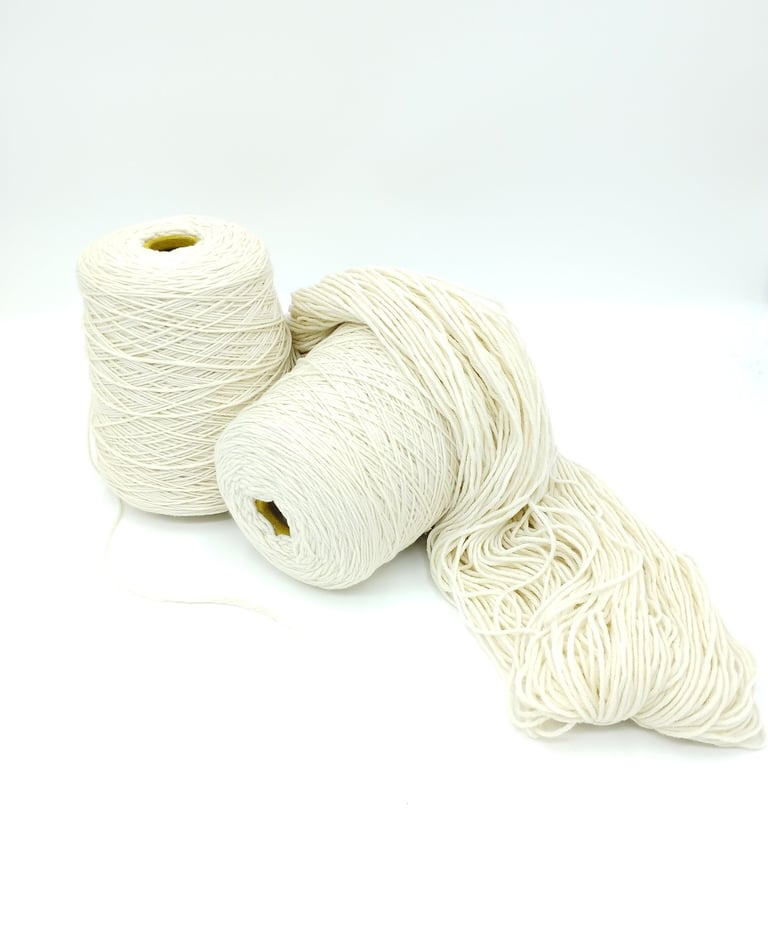 Cône de laine mérinos d'arles fibre naturelle