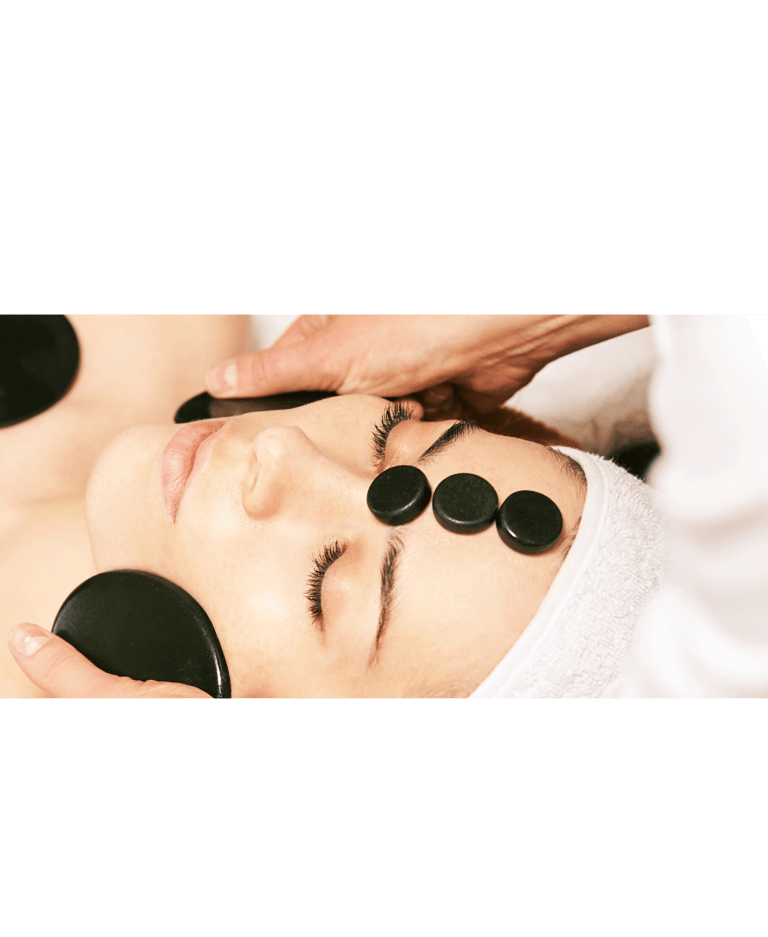 Hotstone gezichtsmassage bij Medisch Pedicure Grote Berg voor totale ontspanning en huidverbetering.