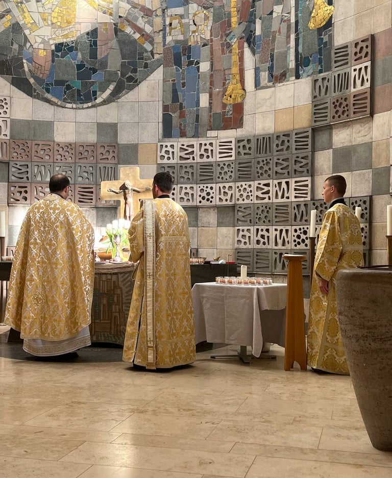 Фото з недільної літургії