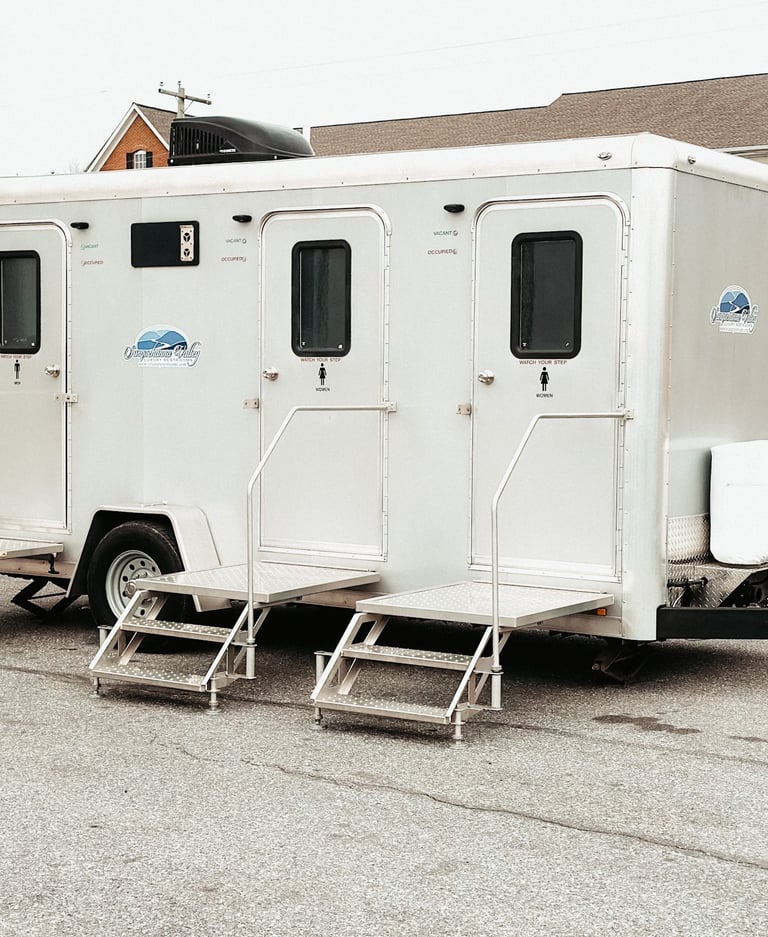 luxury bathroom rentals, luxury restroom rentals, portable bathroom rentals