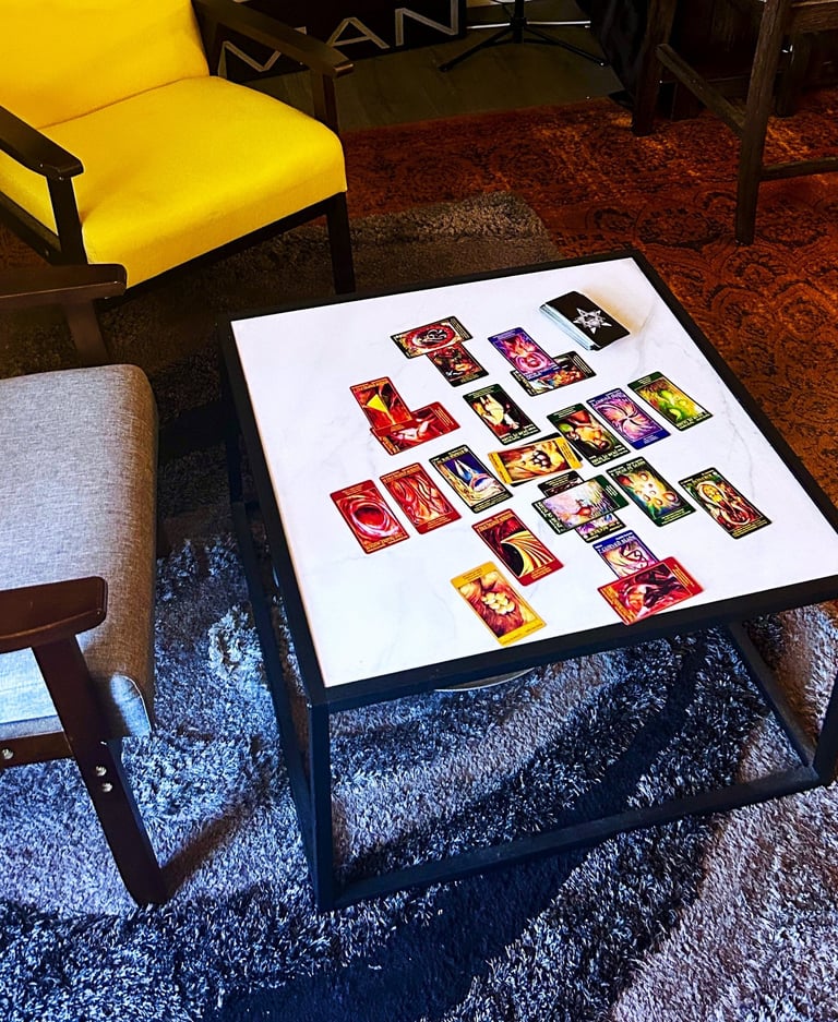 Psychic Tarot Readings Los Angeles in person & online by Maya Britan