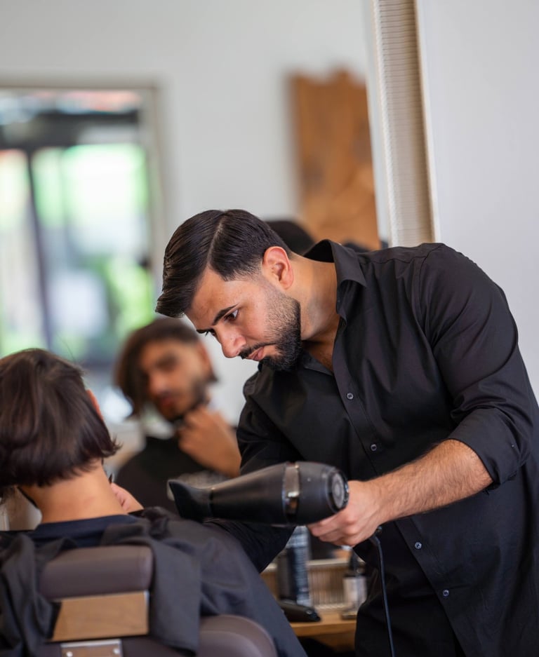 Friseurmeister und Inhaber Simyan Chicho