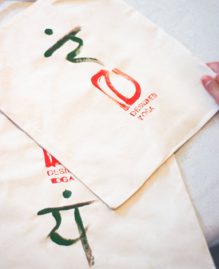 Designed Yoga Circle of Love Münich