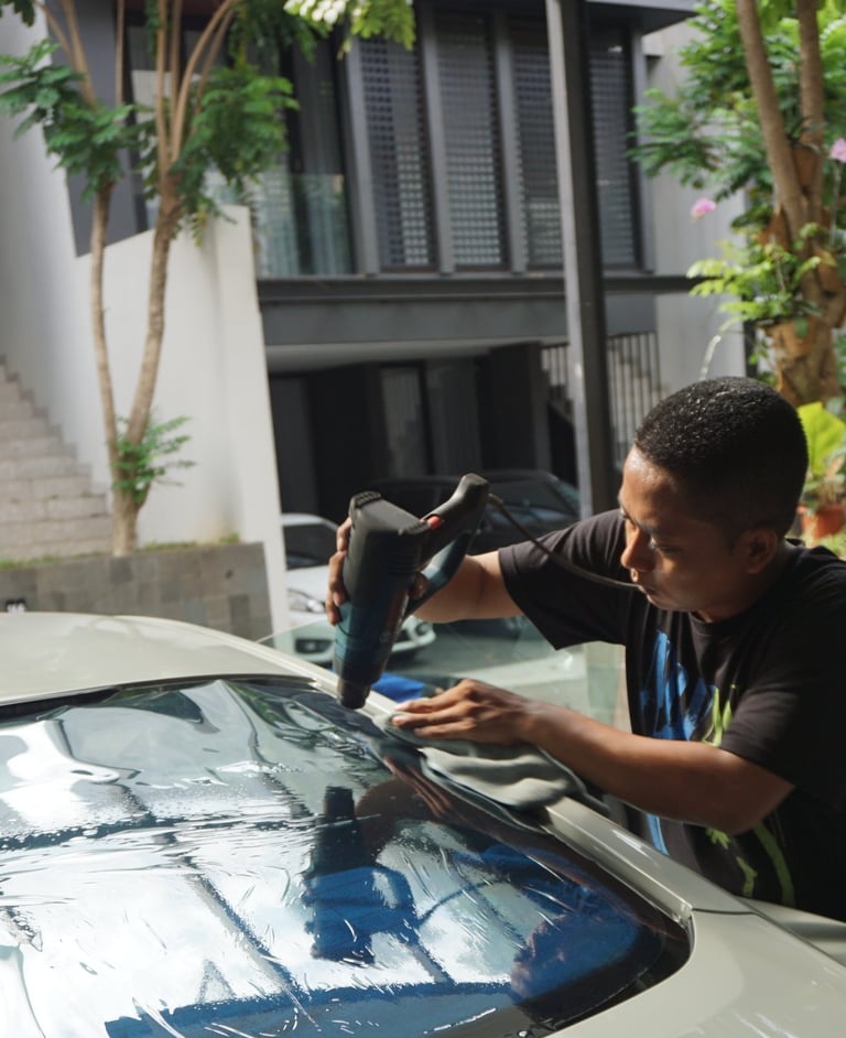 Pemasangan Kaca film