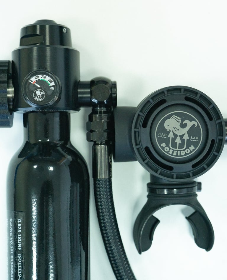 Emergency breathing system (EBS) Poseidon. Aviation. Security on board. Crash. Survival.