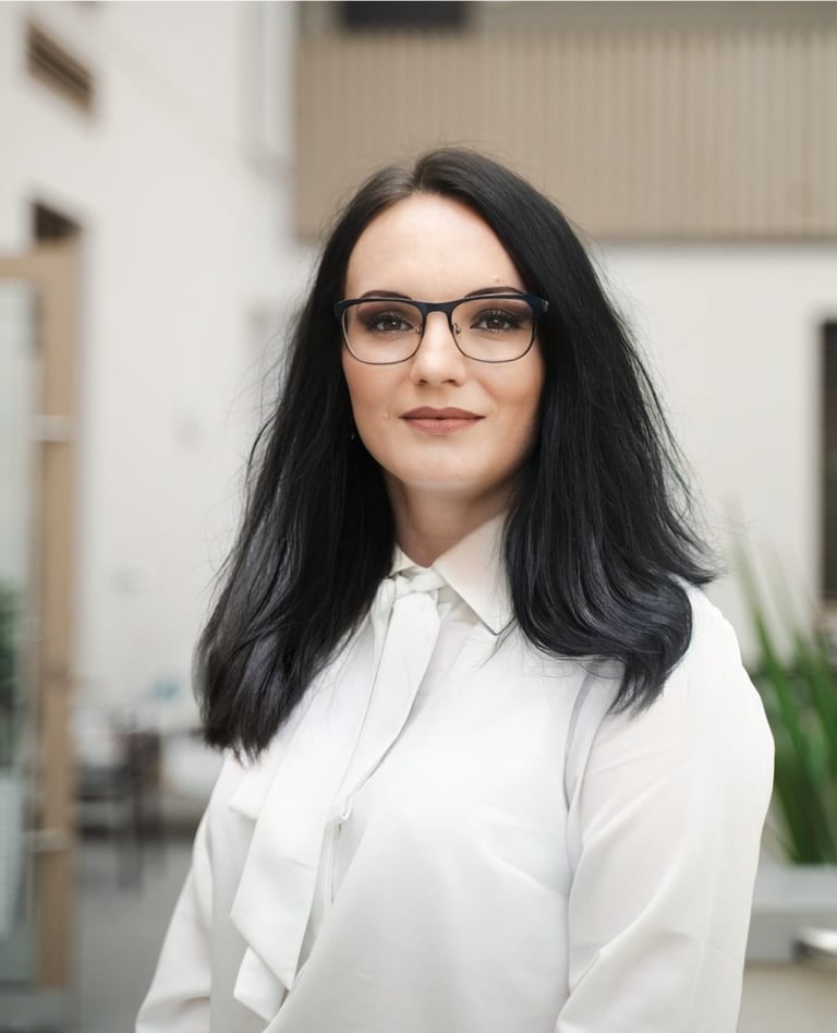 Regina Weibel – Beratungsstellenleitung bei DSM Office Passau für Lohnabrechnung, Buchhaltung und Unternehmensberatung