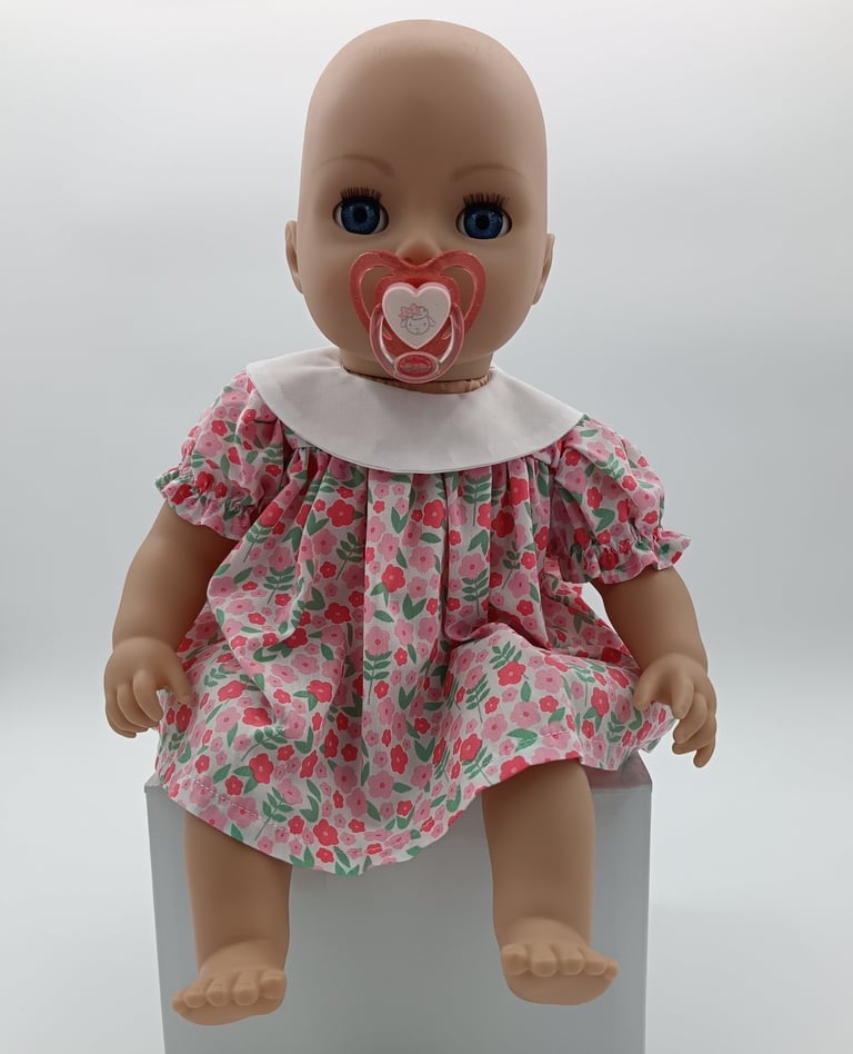 Baby Annabell in round collar dress