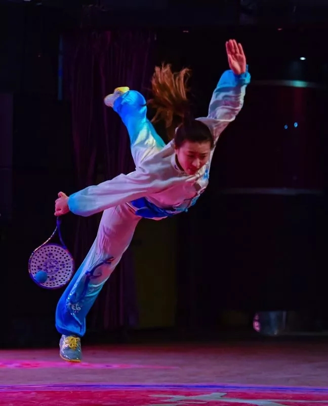 Roliball athlétique en chine