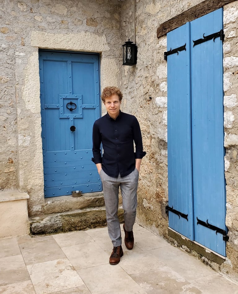 Jonathan Cuinat, hypnothérapeute en visio partout en France
