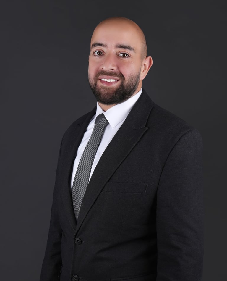 Professional corporate headshot for LinkedIn and business profiles in Dubai Silicon Oasis