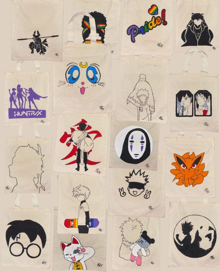 Tote bags de personajes de anime No Face, Naruto, Sailor Moon.