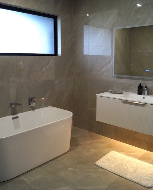 New family bathroom - CHR Builders Matakana