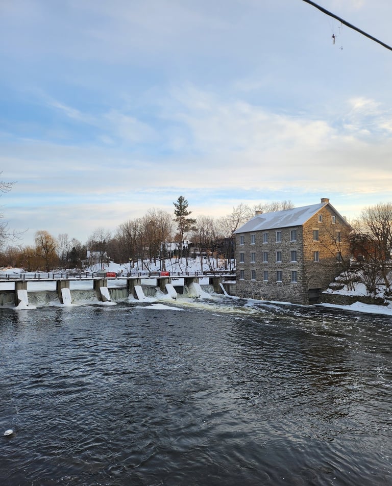 Bulkhead Dam in Manotick