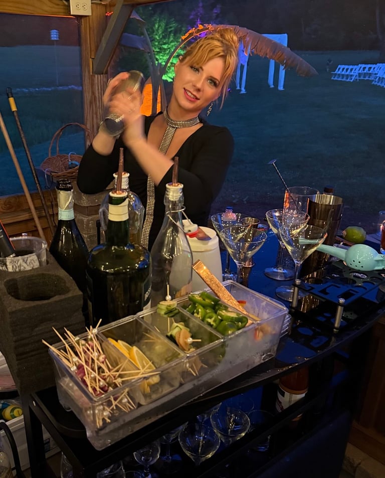 Bender Mixology Services Southern Illinois Mobile bartending