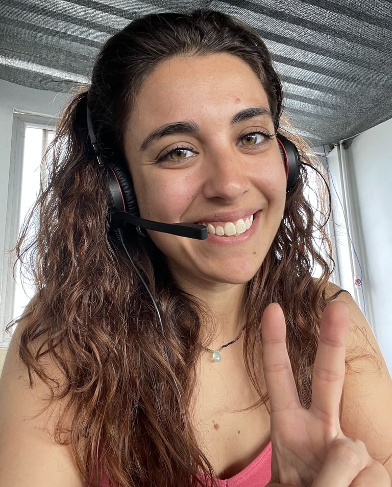 Interpreter training workshop with practical exercises and expert guidance