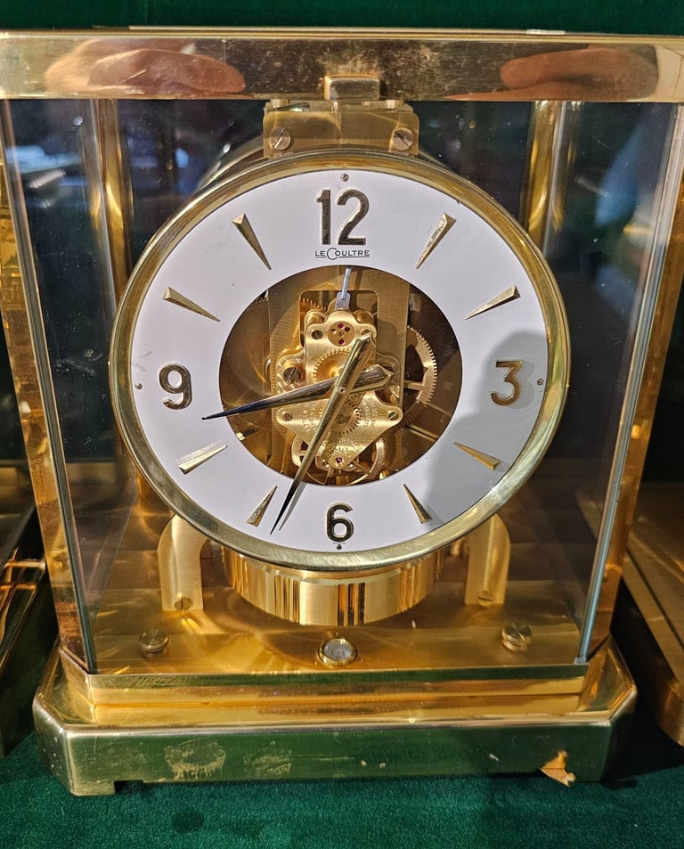 Atmos Clock Model 528-8
