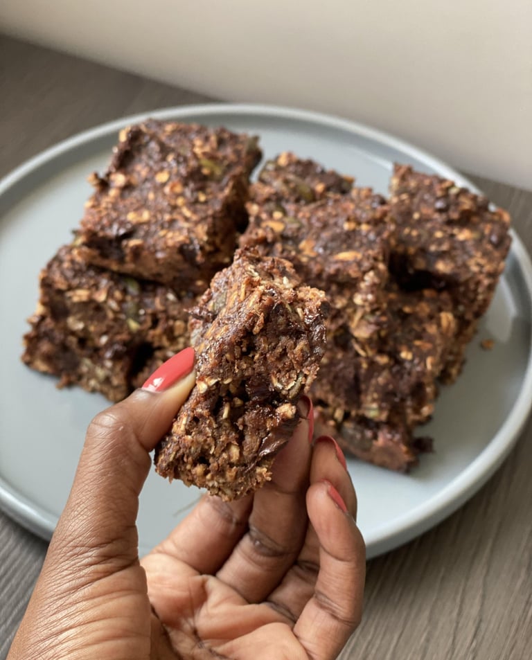 Brownies Énergétiques Maison au Chocolat et Graines - Waidami Moovement -Nutritionniste Dakar