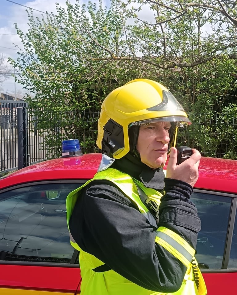 Capitaine da sapeurs pompiers en intervention