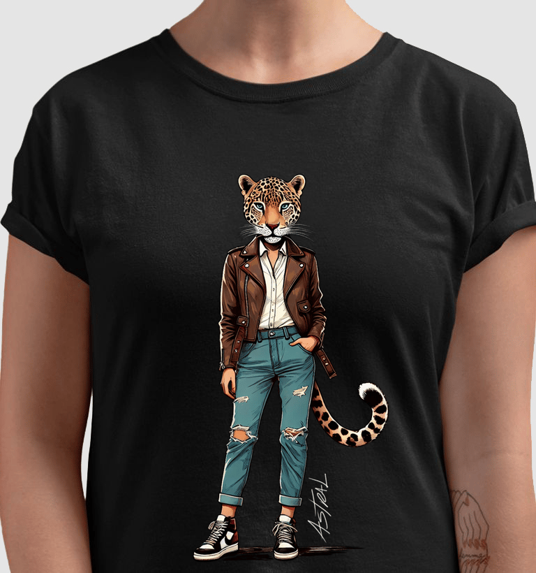 Camiseta da marca de street art, Cavérik Art Club, assinada pelo artista visual Sérgio Astral