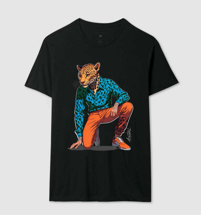 Camiseta da marca de street art, Cavérik Art Club, assinada pelo artista visual Sérgio Astral