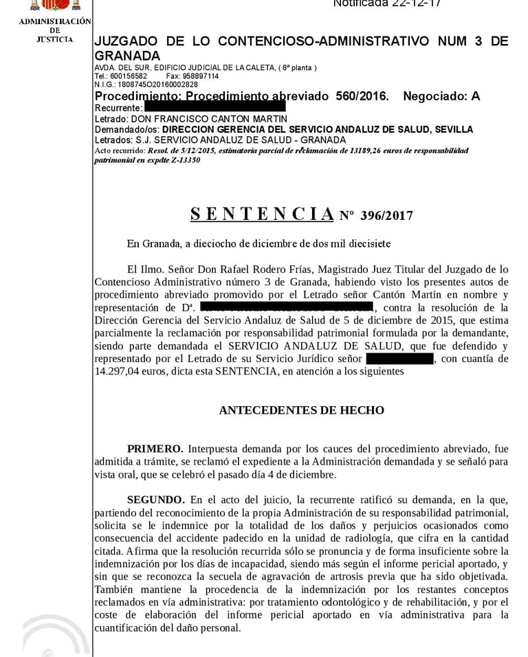 Condena por lesionar a una paciente tras caer de una camilla