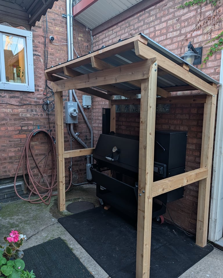 Smoker Shelter more or less completed, 7 hrs in. October 2025