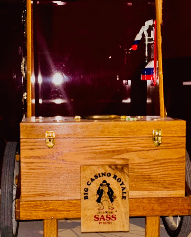 Gun cart with plaque